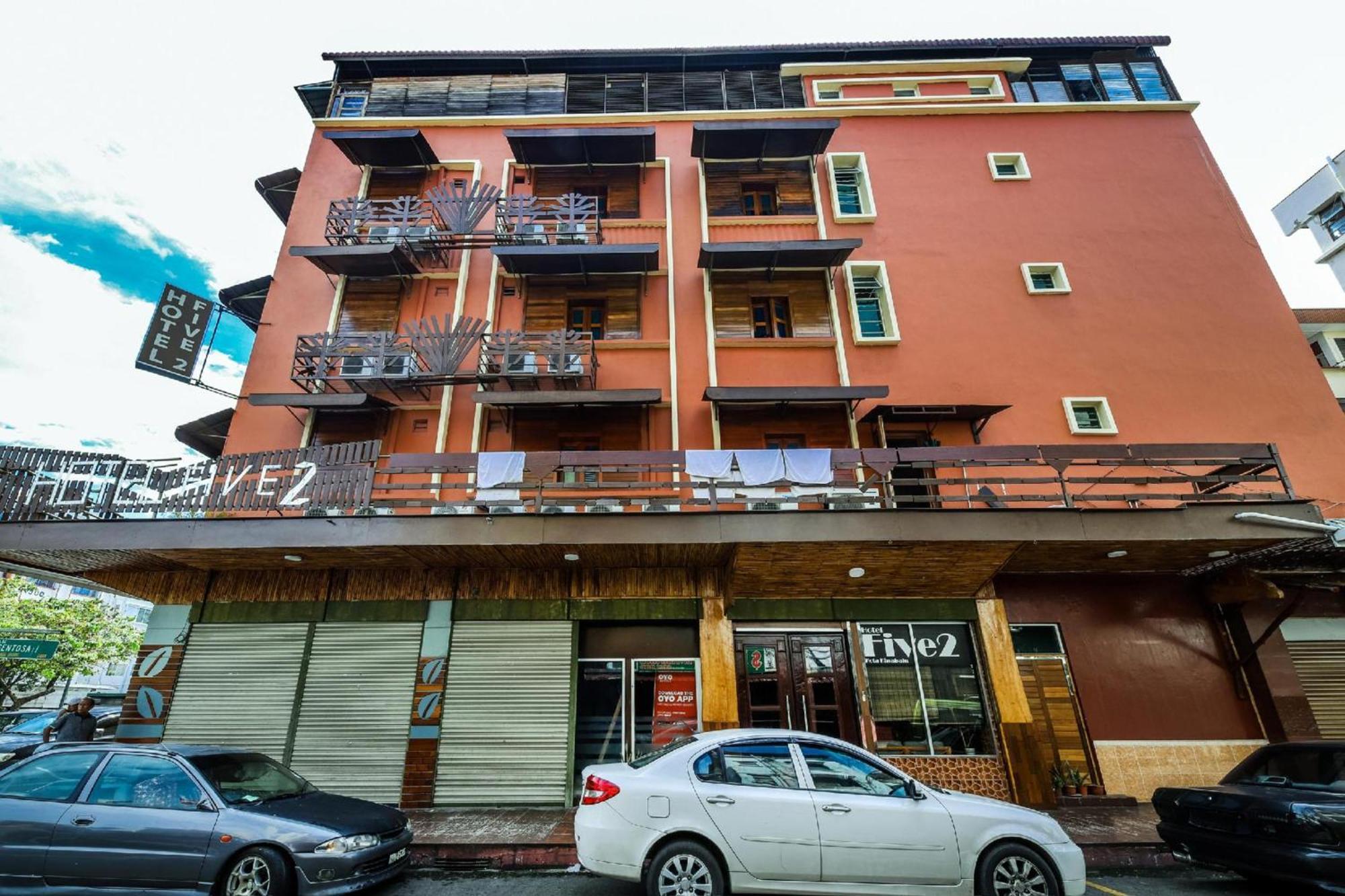 Oyo 210 Hotel Five 2 Kota Kinabalu Exterior photo